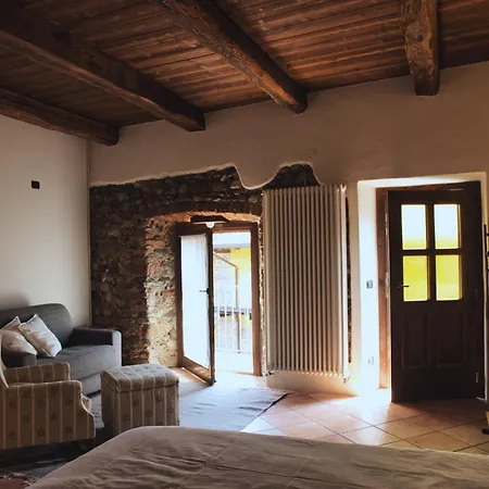 Guest house Robin's Nest 3*