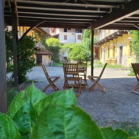 Guest house Robin's Nest Paruzzaro
